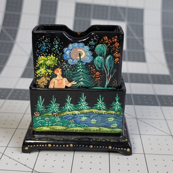 Russian Lacquer Playing Card or Cigarette Box & Stand Artist Signed Vintage - Picture 10 of 11